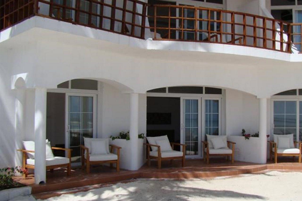 Albatross Ocean View Hotel Dongwe Exterior photo