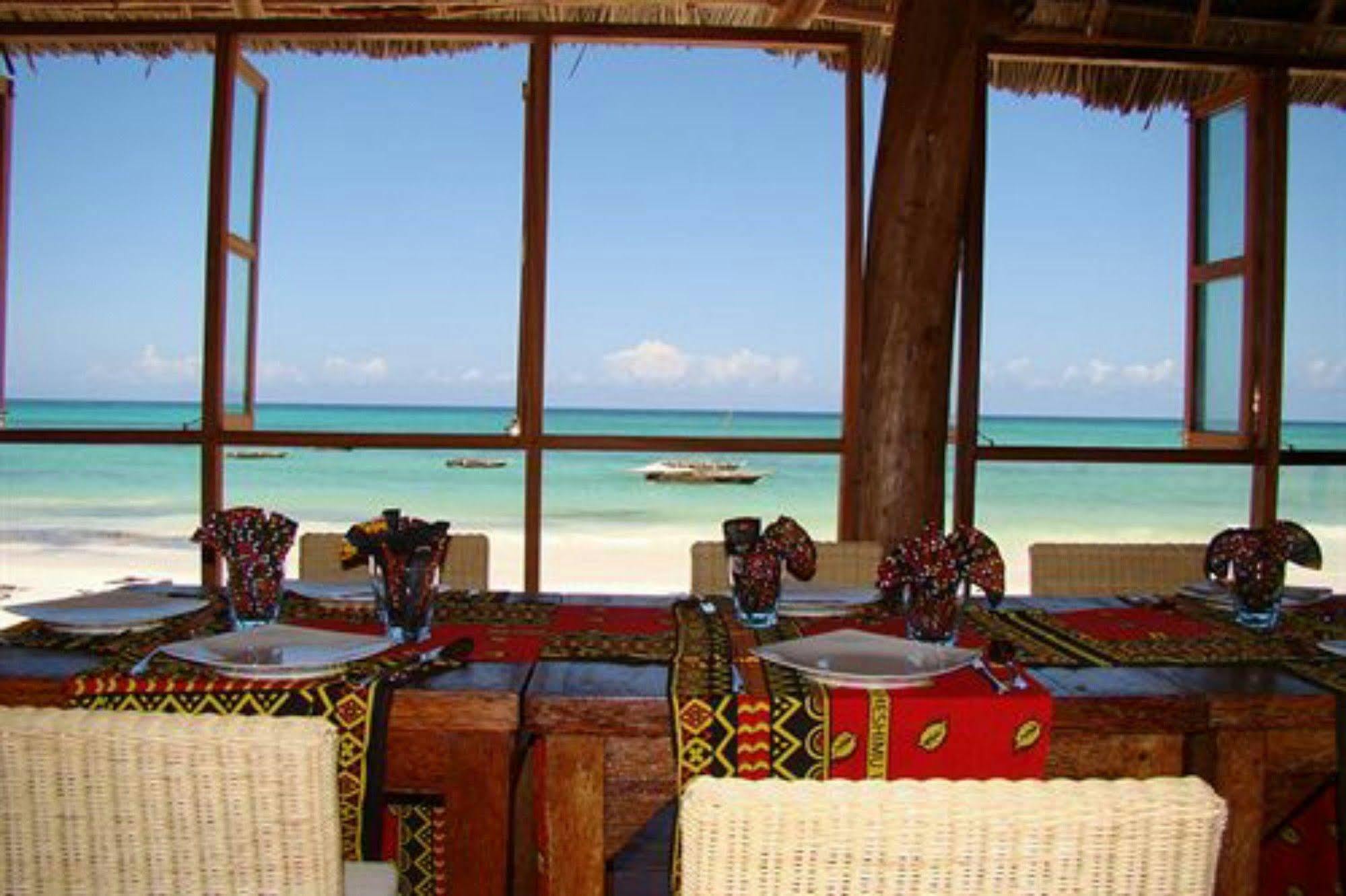 Albatross Ocean View Hotel Dongwe Exterior photo