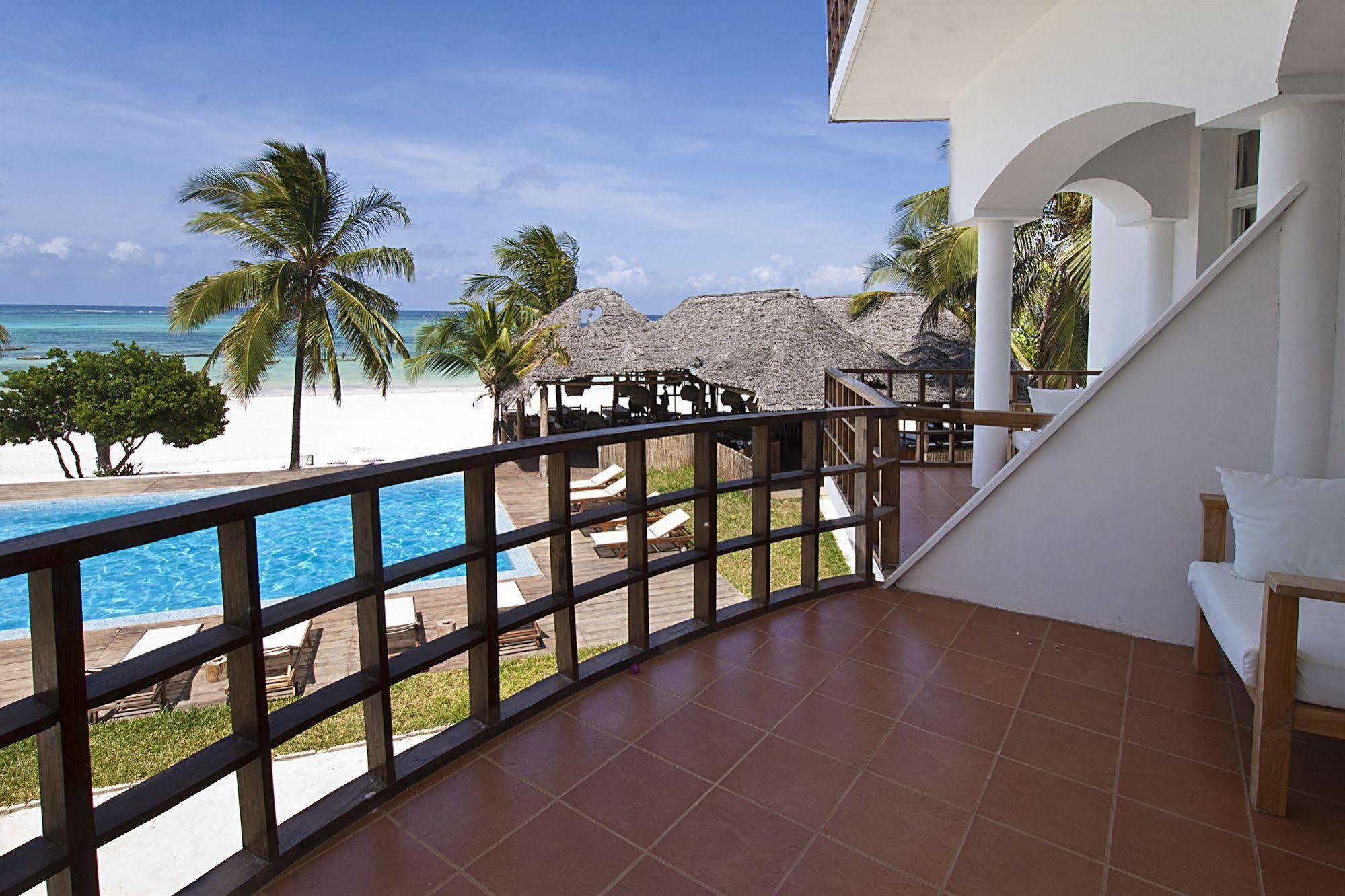 Albatross Ocean View Hotel Dongwe Exterior photo